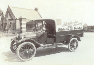 Mitchell and Son Wine Delivery Truck Buick D Series